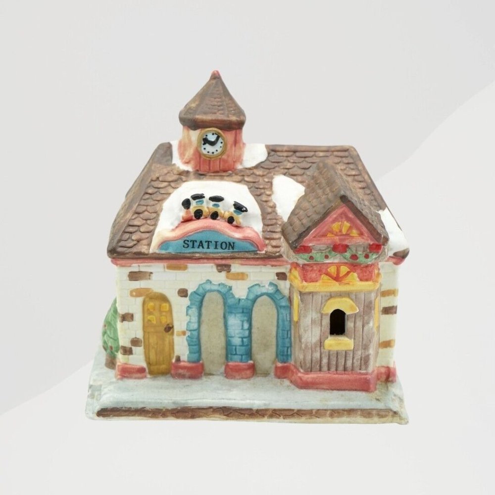 1995 Dickens Collectables Sugar Creek County STATION 302-9394 Village Porcelain‎